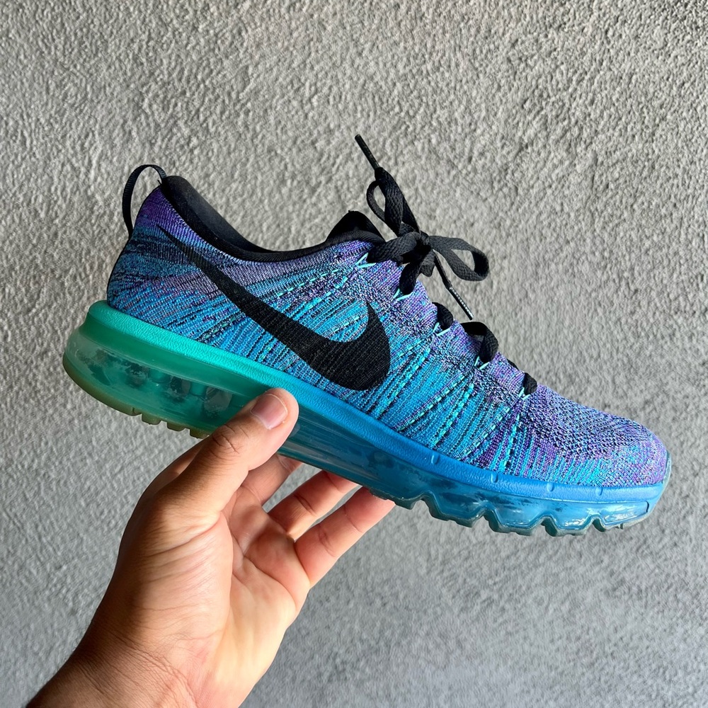 Nike Flyknit Max - Hyper Grape/Black-Photo Blue (Slightly Worn)